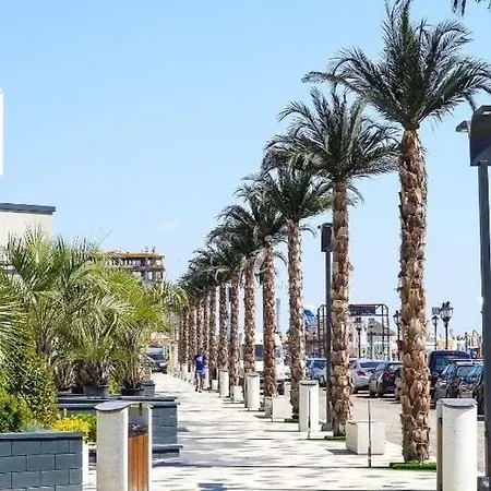 شقة Black Sea View & & Pools Mamaia Nord