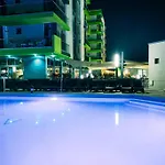 Black Sea View & & Pools Mamaia Nord
