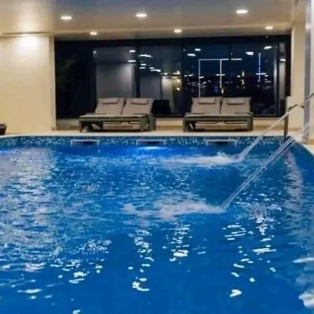 Black Sea View & & Pools Mamaia Nord Năvodari