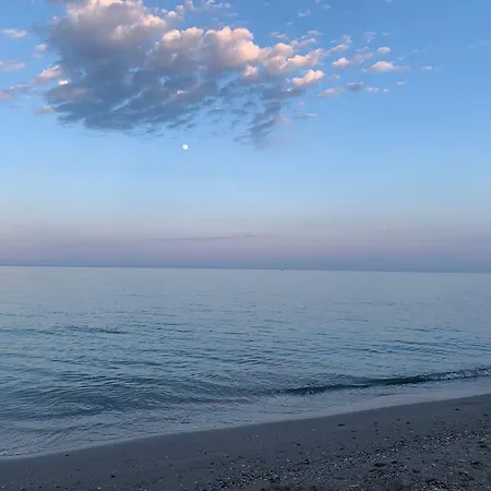 Black Sea View & & Pools Mamaia Nord Năvodari