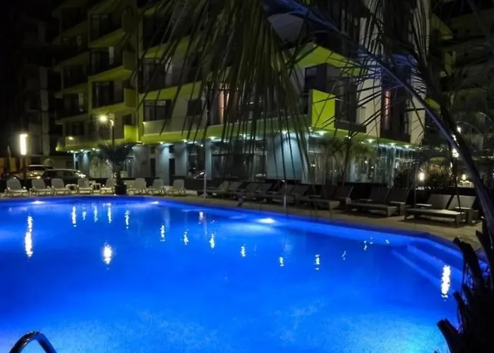 Black Sea View & & Pools Mamaia Nord Năvodari