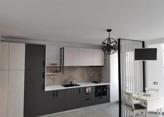 Black Sea View & & Pools Mamaia Nord 아파트