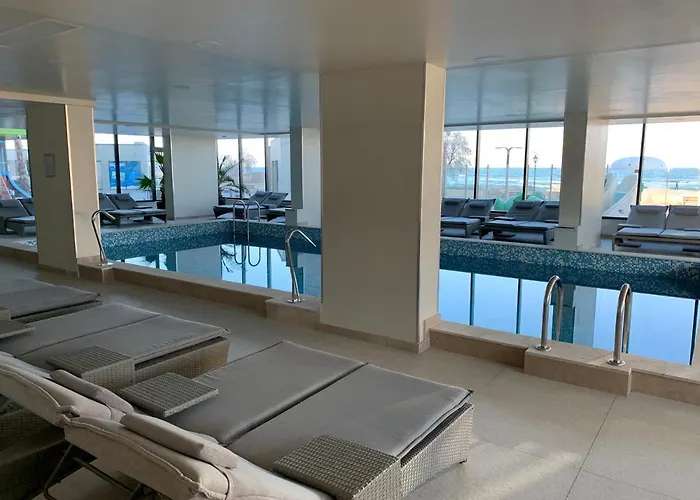 Black Sea View & & Pools Mamaia Nord