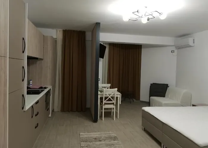 Black Sea View & & Pools Mamaia Nord 아파트 *