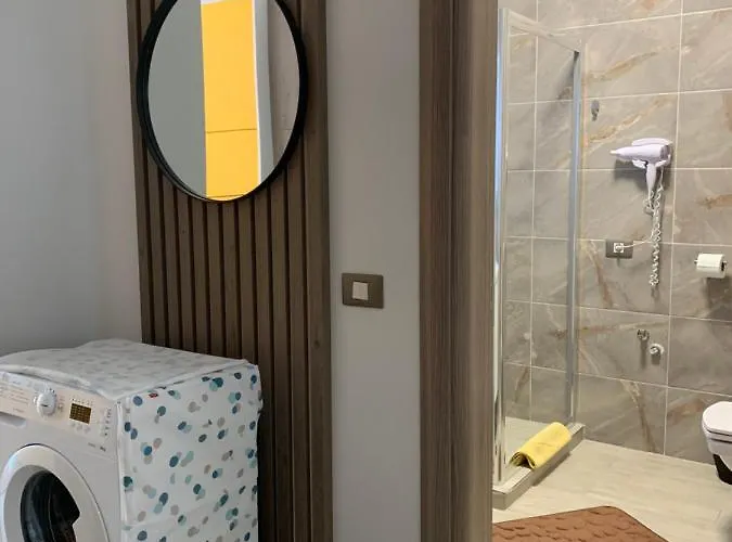 Black Sea View & & Pools Mamaia Nord 아파트 *